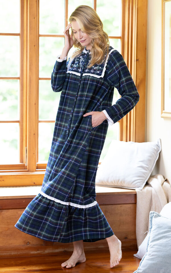 Dorothy - Victorian Long Sleeve Cotton Flannel Nightgown image number 3