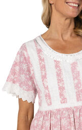 Helena - Vintage Short Sleeve Cotton Ladies Nightgown image number 2