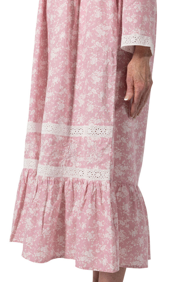 Violet - Long Sleeve Vintage Ladies Cotton Nightgown